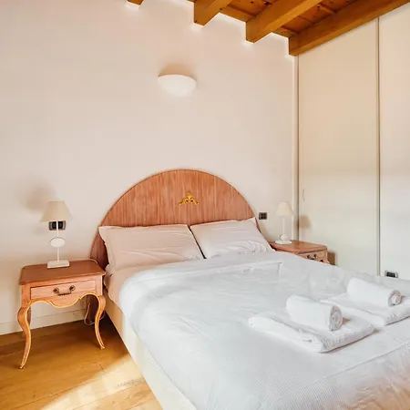 Easylife - - Cinque Giornate 46 - Di *