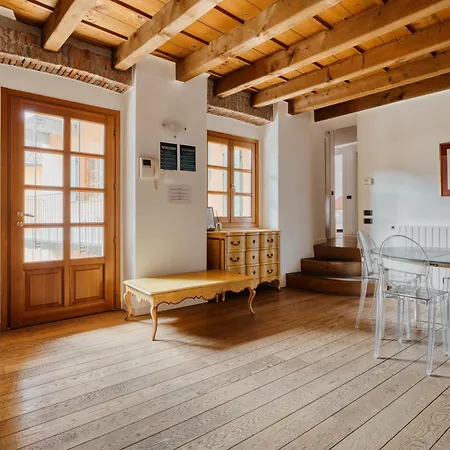 Easylife - - Cinque Giornate 46 - Di